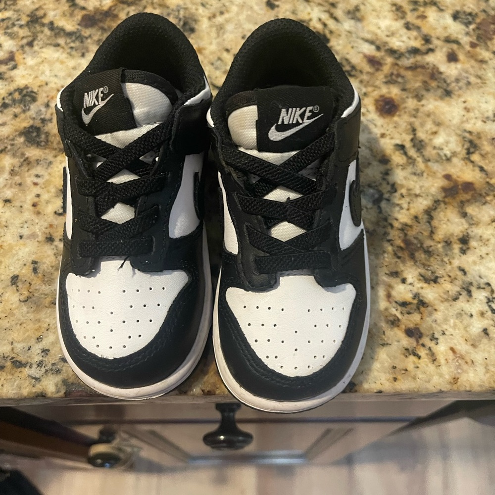 Nike Kids Black and White Low-Top Sneakers